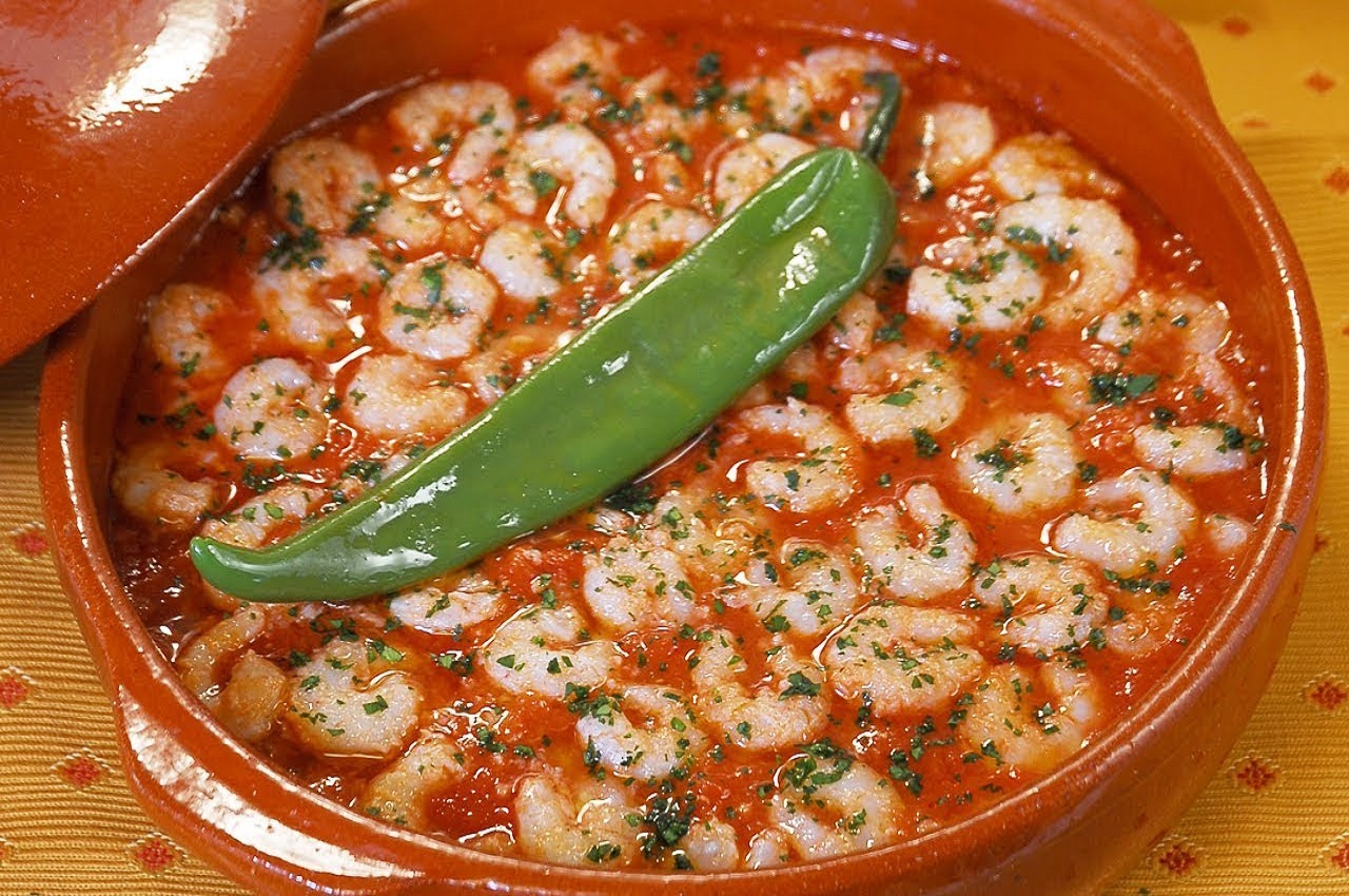 Fried fish with sauce